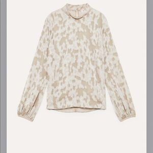 Aritzia Babaton Granados Blouse